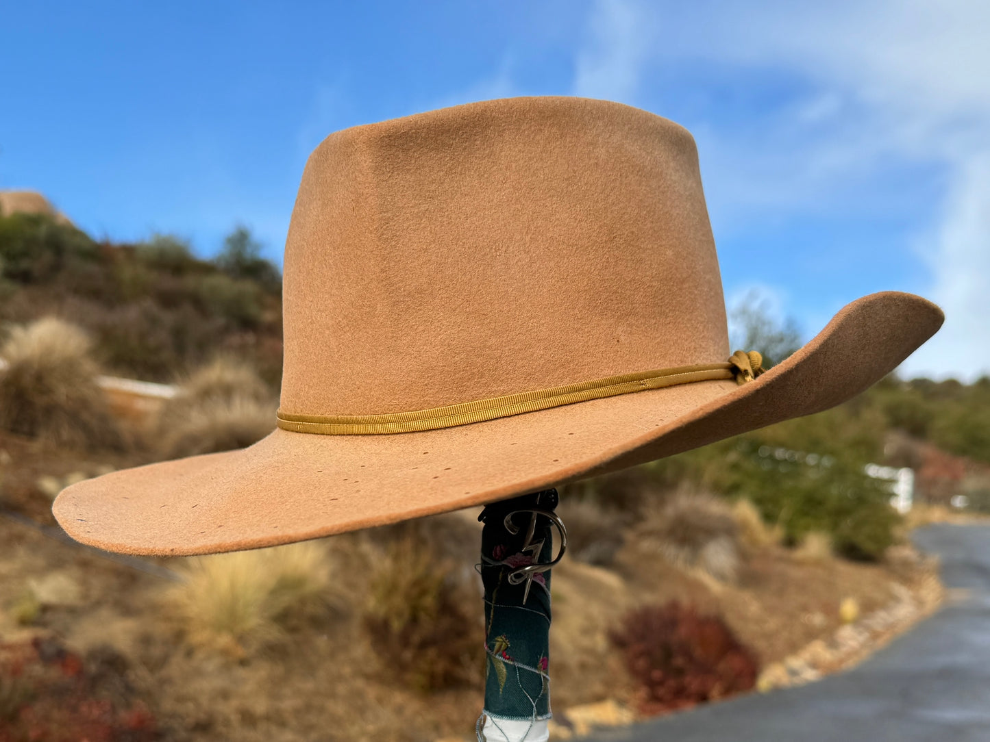 D69 7 1/8 C (22 5/8")