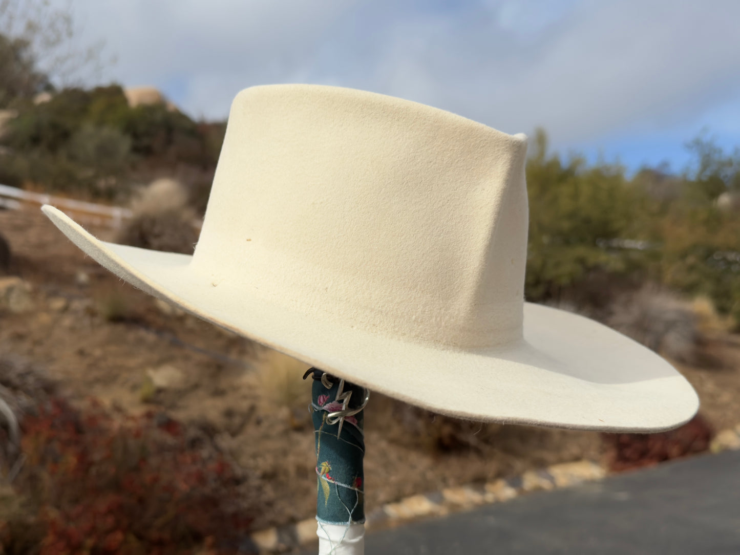 D69 6 3/4 B (21 1/2")