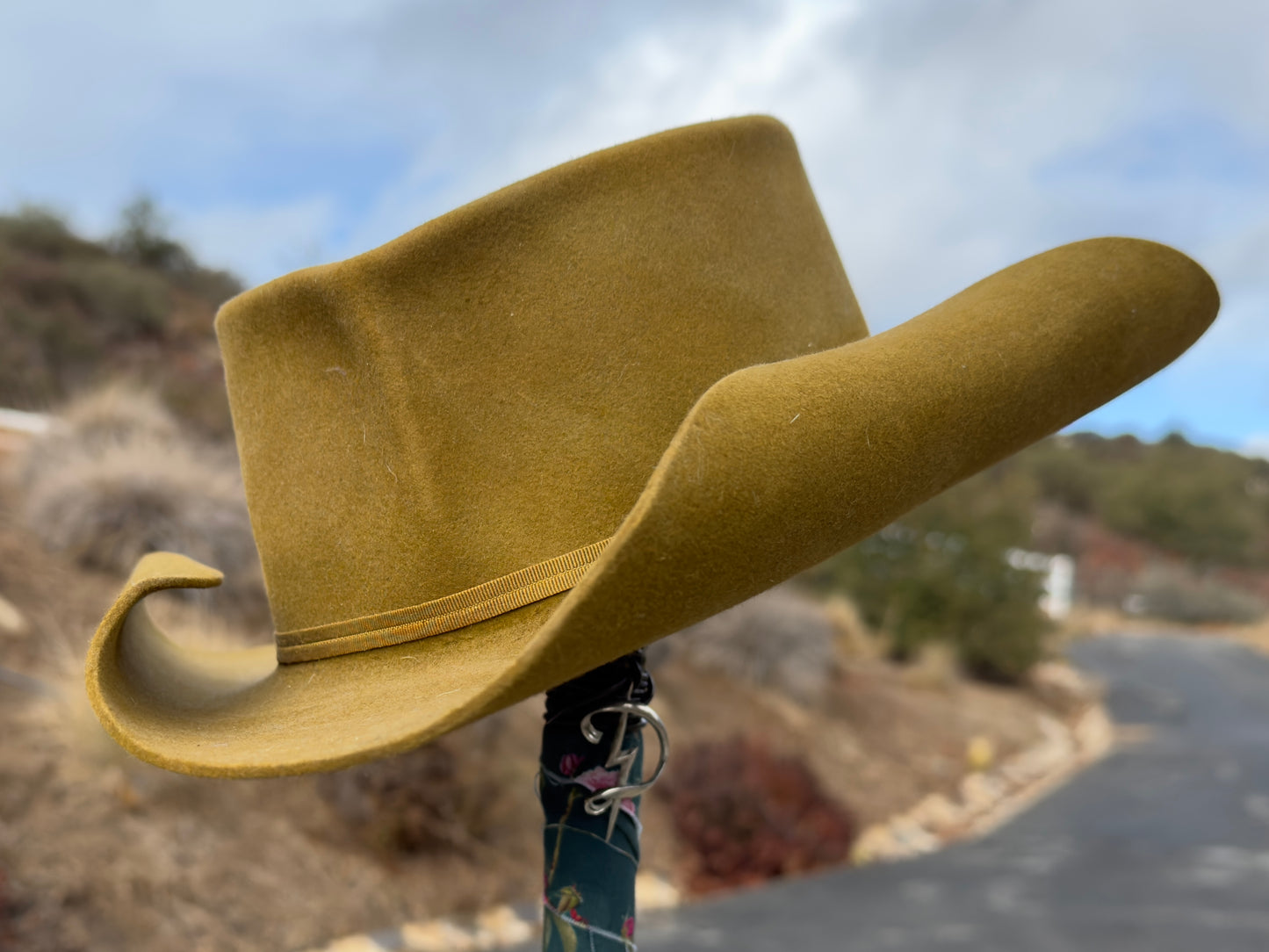 D69 6 7/8 G (21 7/8")